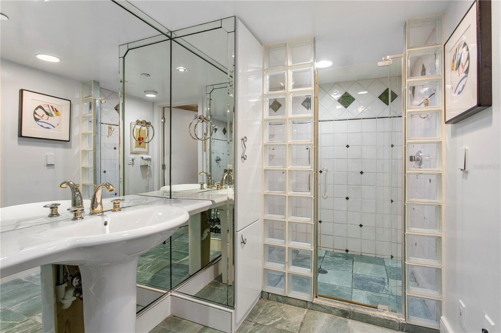 BEACHES OF LONGBOAT KEY - Residential