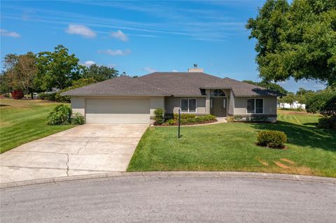 Single Family Residence in WINTER HAVEN FL 125 WALDEMAR COURT.jpg