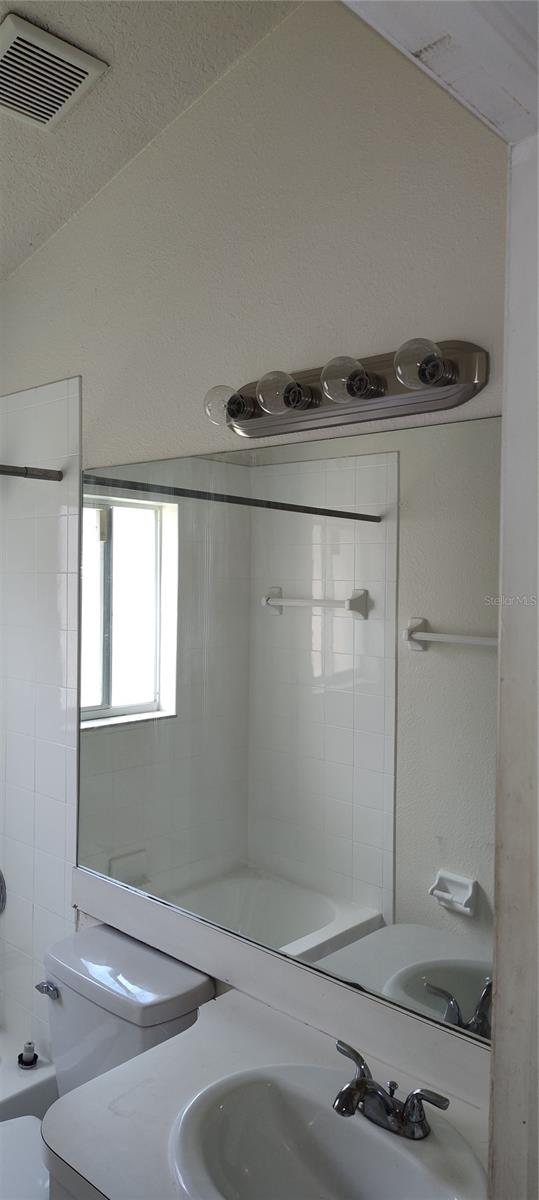 BRANDON BROOK PH VII - Residential Lease