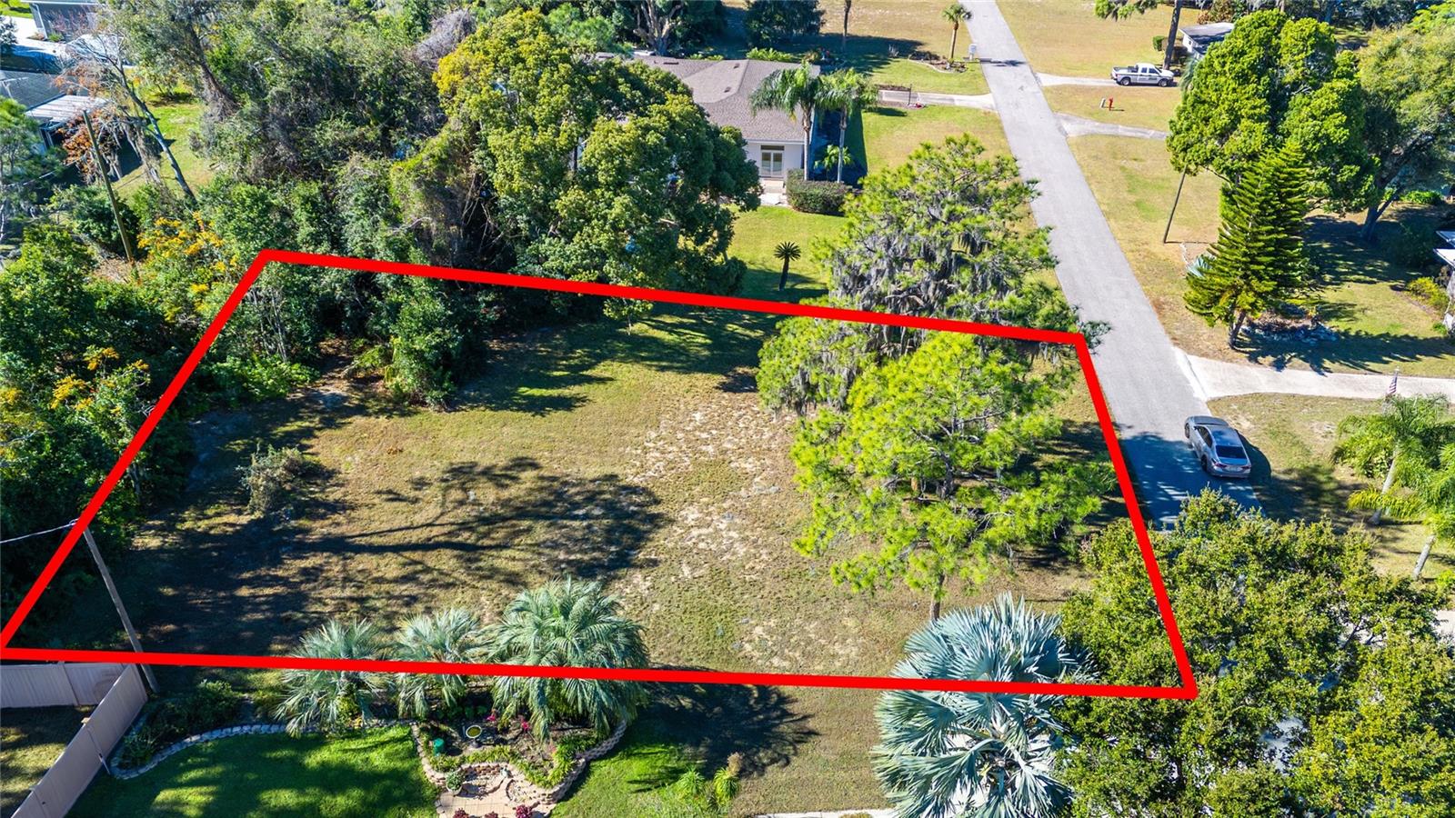 HOWEY LAKE SHORE HEIGHTS - Land