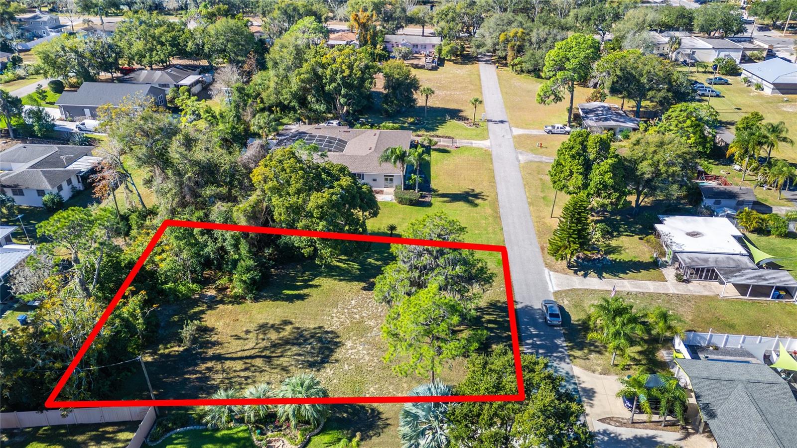 HOWEY LAKE SHORE HEIGHTS - Land