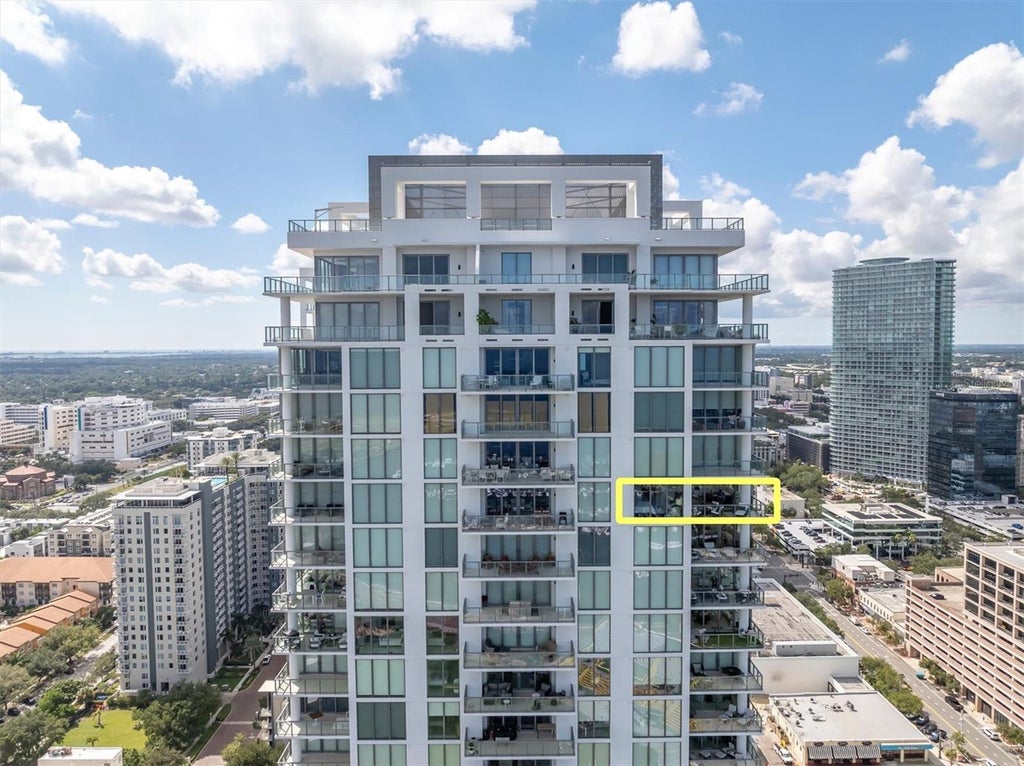 Photo of 301 1st Street S #3003, St Petersburg, FL 33701 (MLS # W7889894)