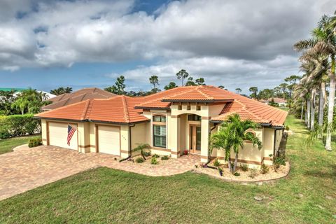 A home in PUNTA GORDA