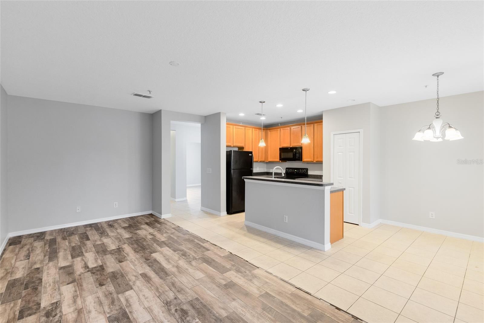 CYPRESS LAKES TOWNHOMES - Residential