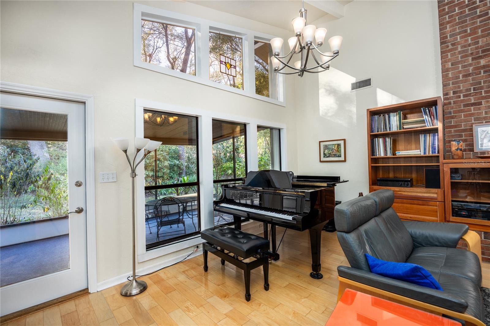 ROCK CREEK - Residential