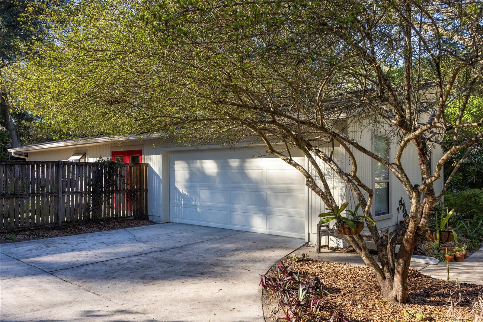 ROCK CREEK - Residential