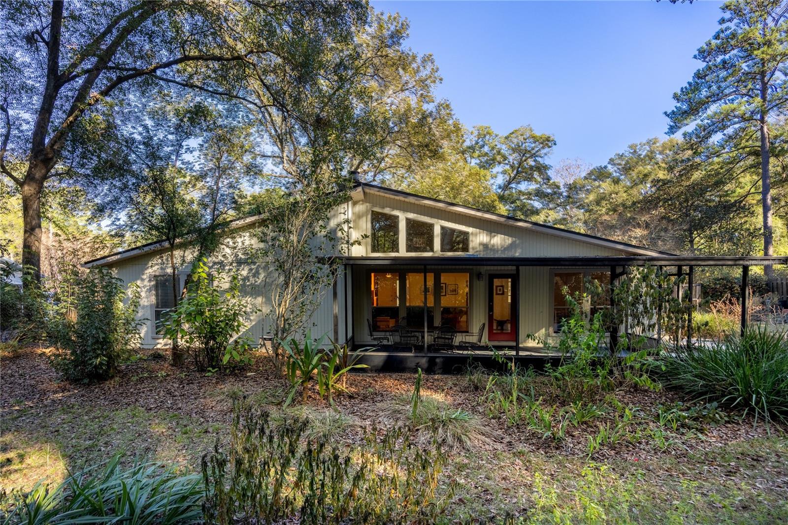 ROCK CREEK - Residential