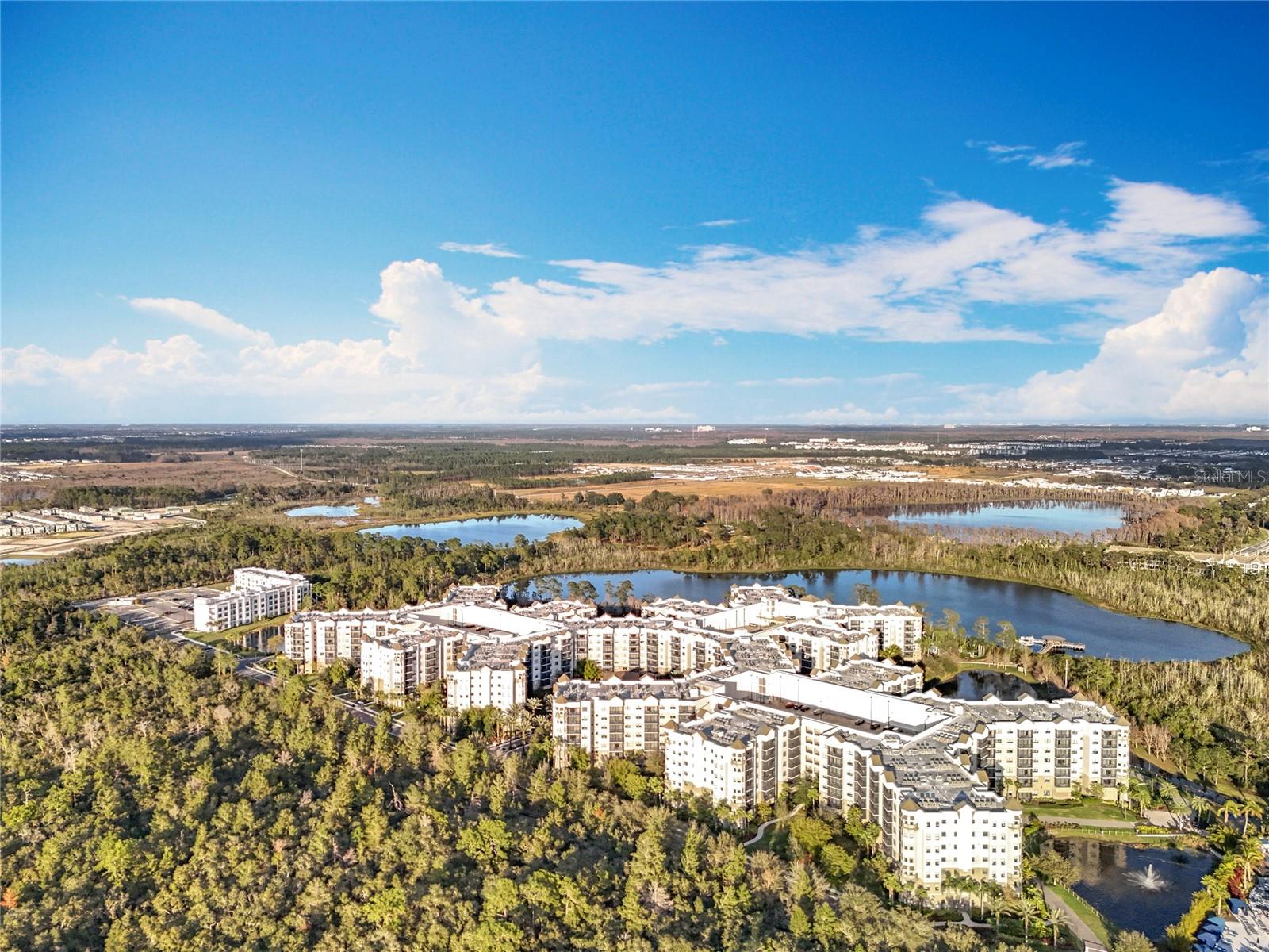 14501 GROVE RESORT AVENUE 3733