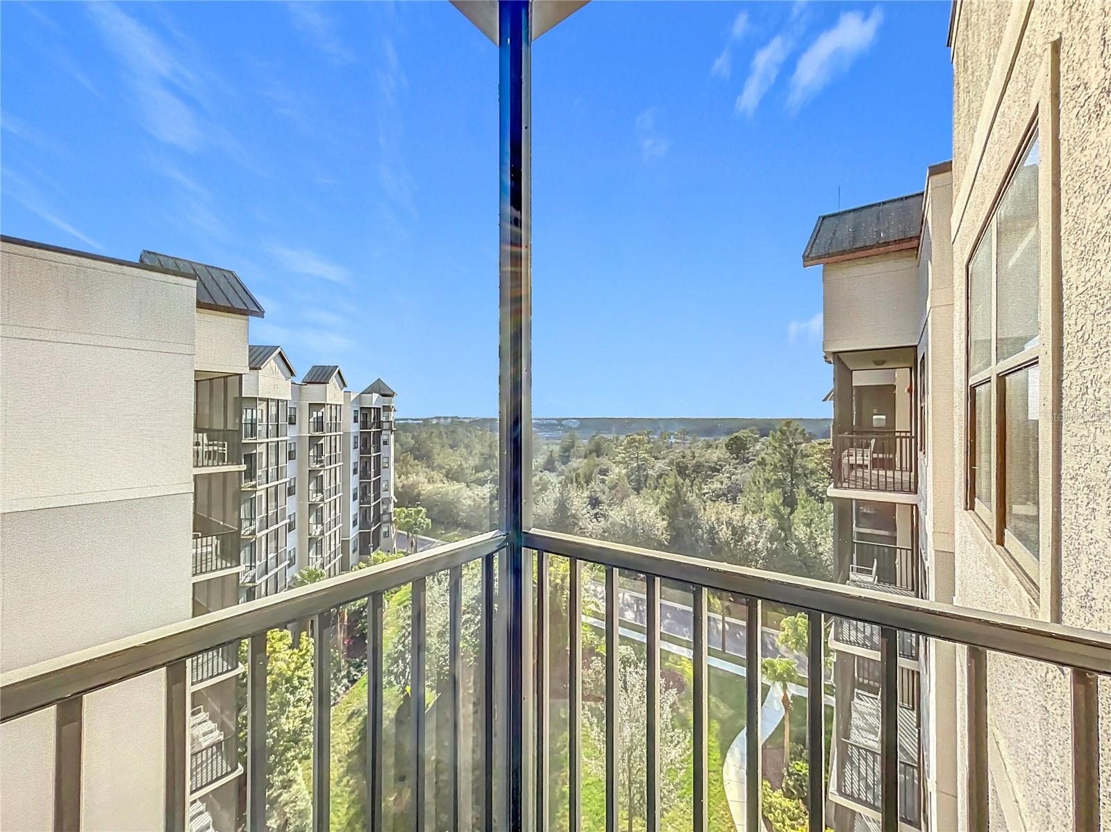14501 GROVE RESORT AVENUE 3733