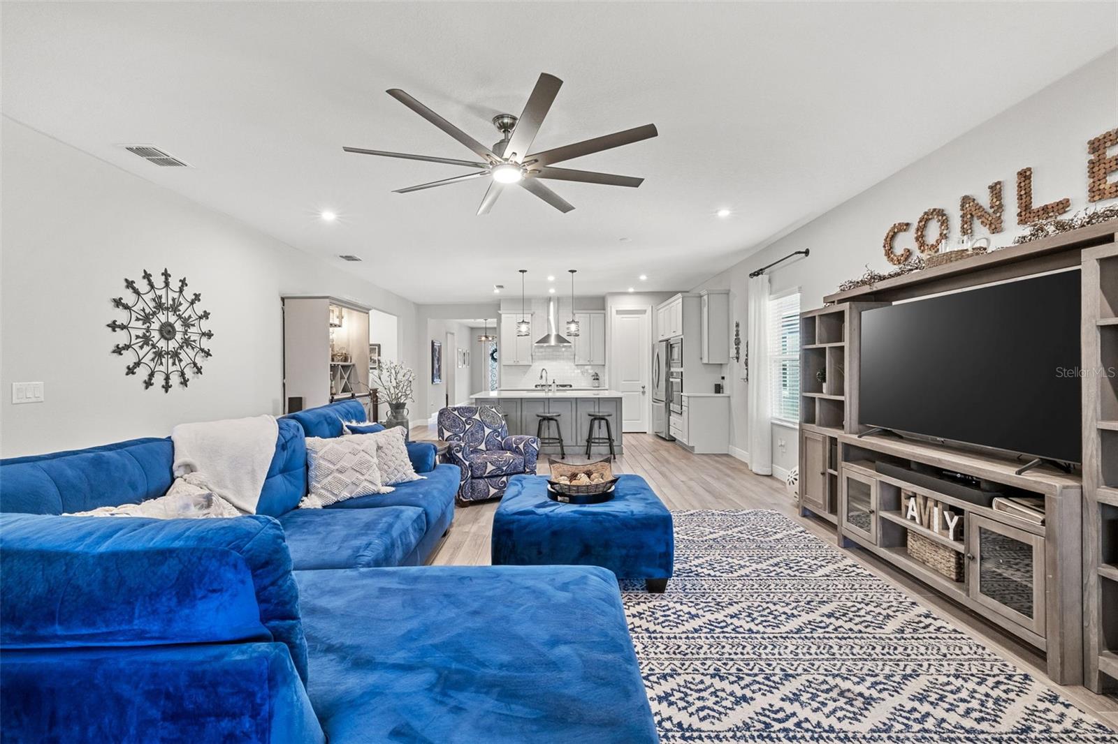 5540 DEL CORONADO DRIVE