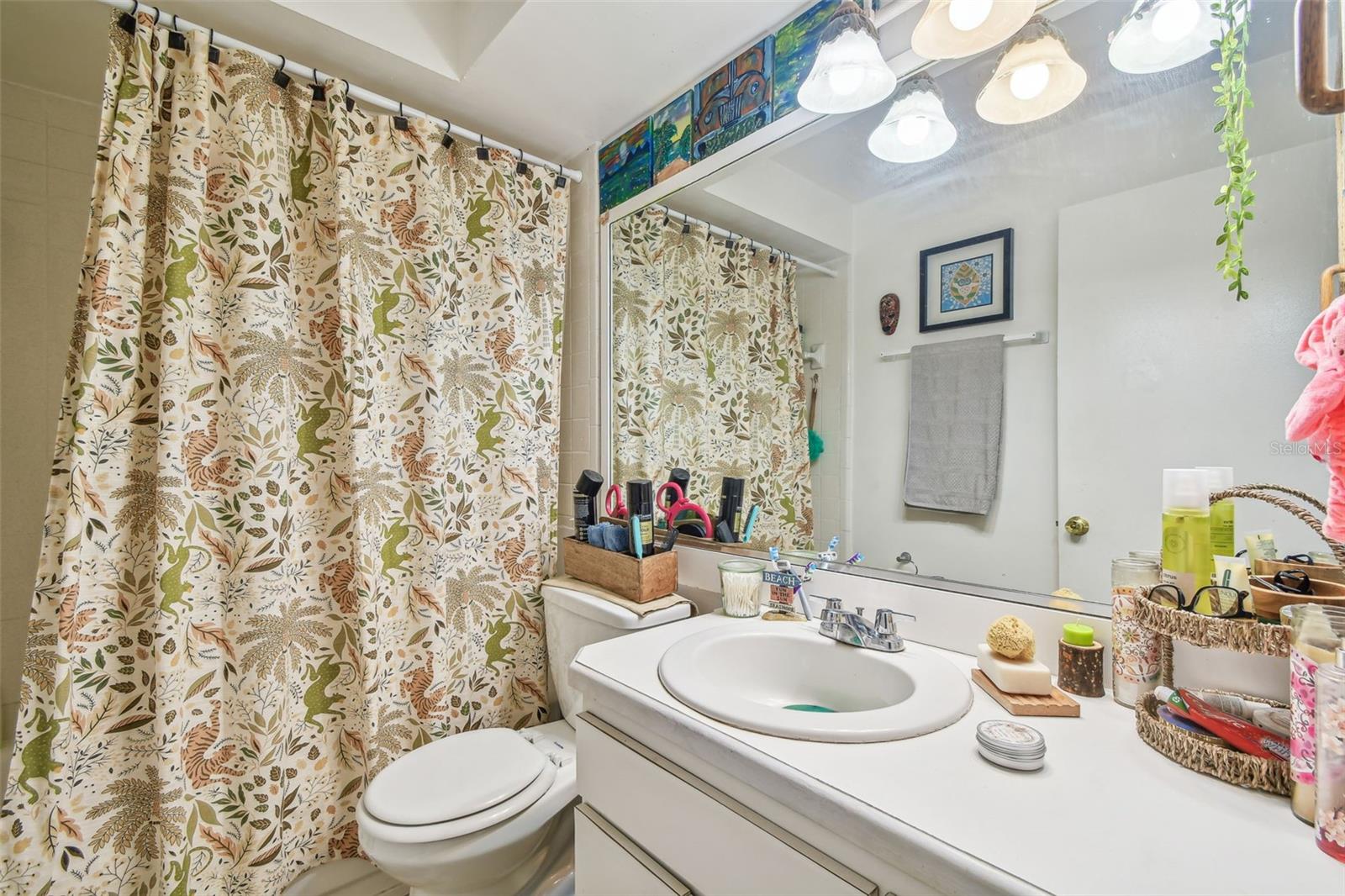 SOUTH GROVE SUB - Residential Income