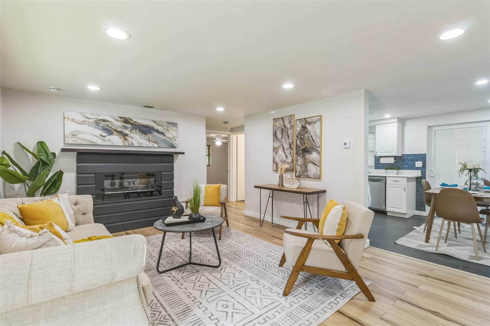 NEW HOMOSASSA VILLAGE - Residential