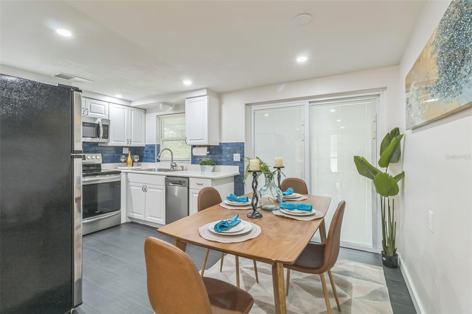 NEW HOMOSASSA VILLAGE - Residential