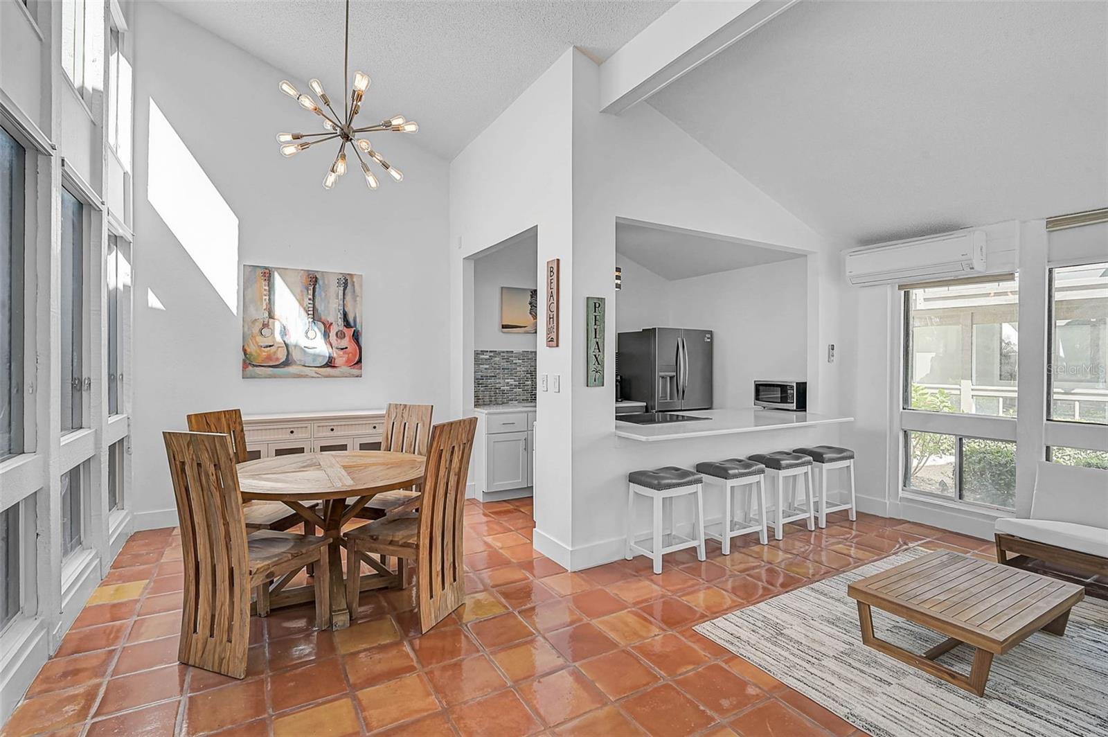 EMBASSY VILLAS - Residential Lease