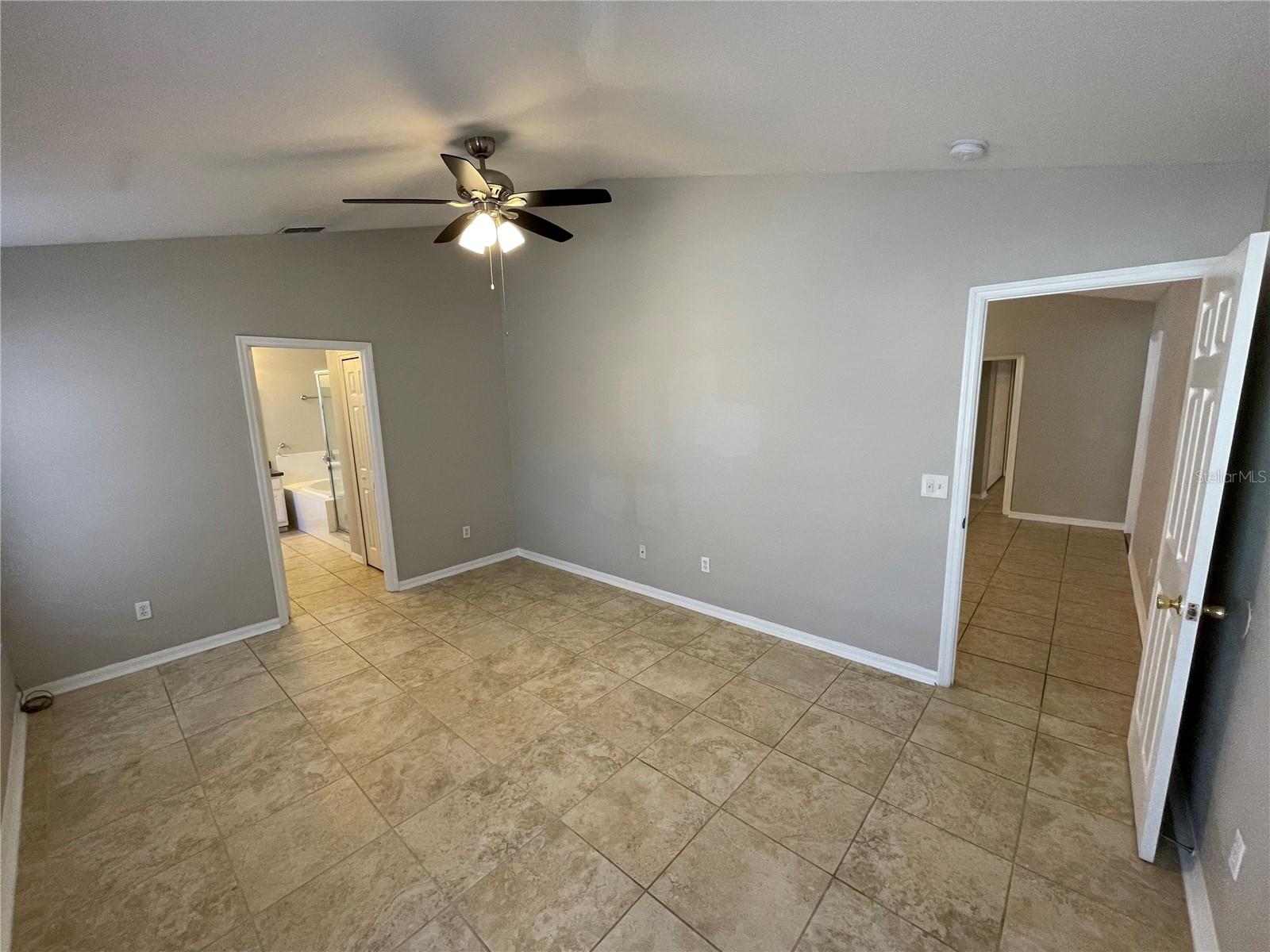 OAK HAMMOCK - Residential Lease