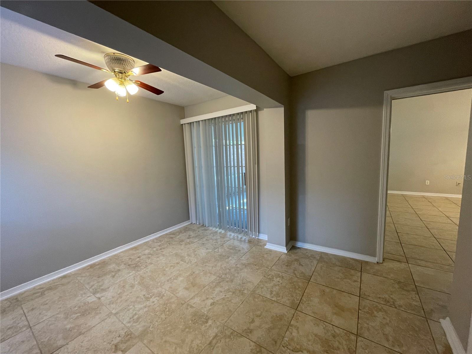 OAK HAMMOCK - Residential Lease