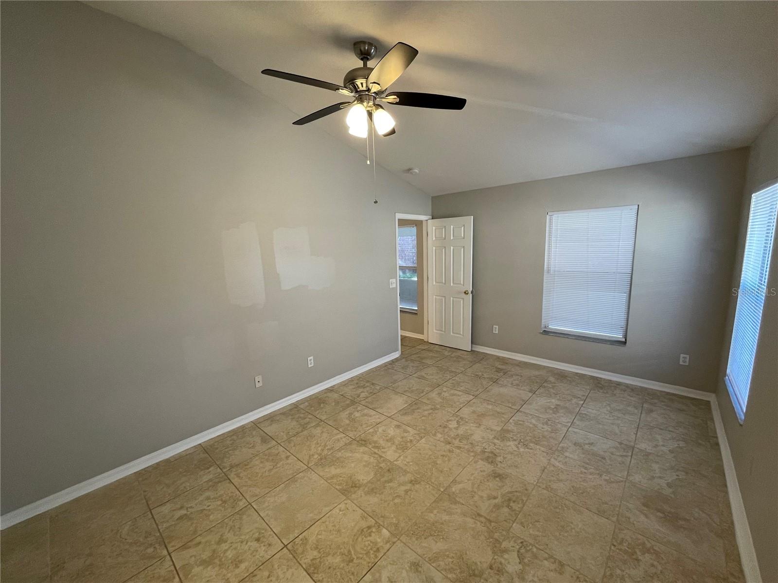 OAK HAMMOCK - Residential Lease