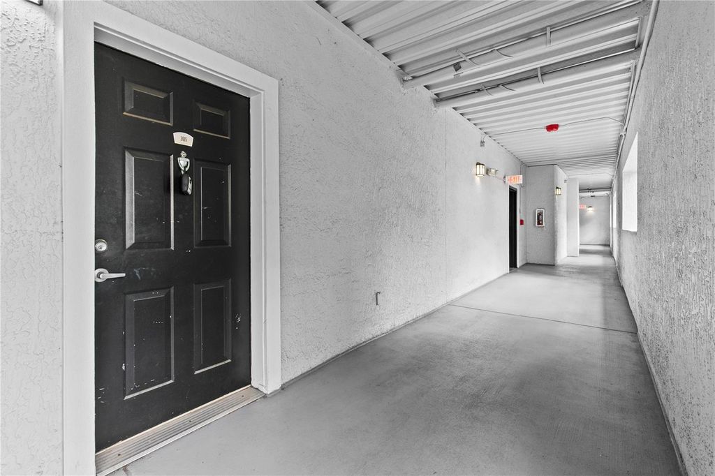 Photo of 300 E South Street #2015, Orlando, FL 32801 (MLS # O6403919)