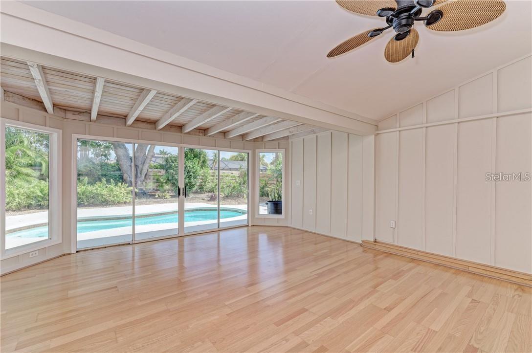 GULF GATE - Residential Lease