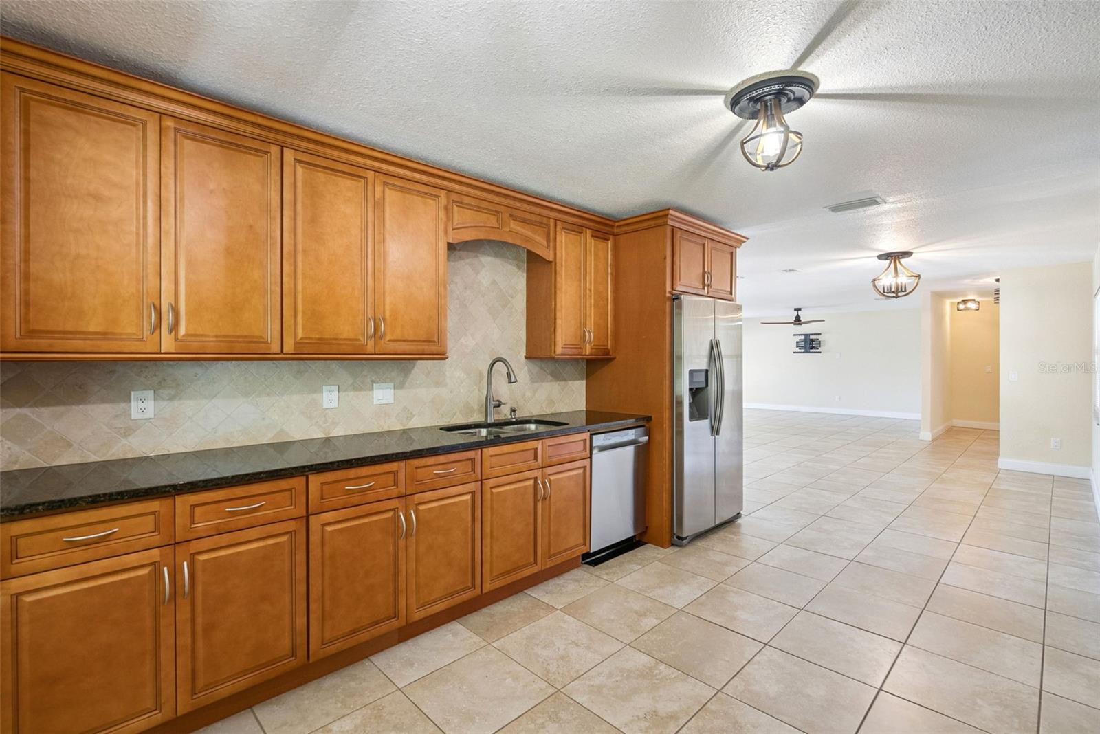 DELTONA LAKES UNIT 31 - Residential