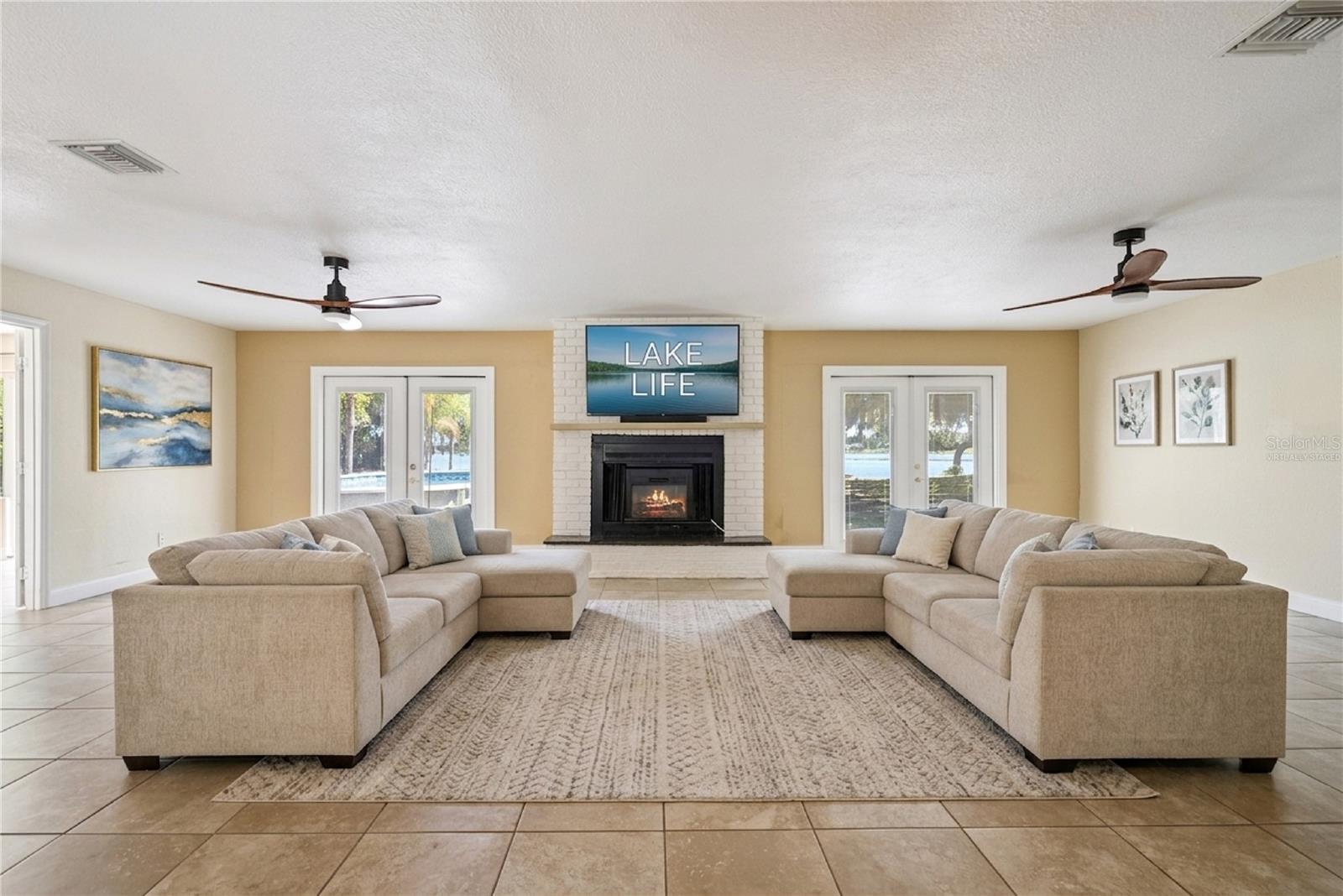 DELTONA LAKES UNIT 31 - Residential