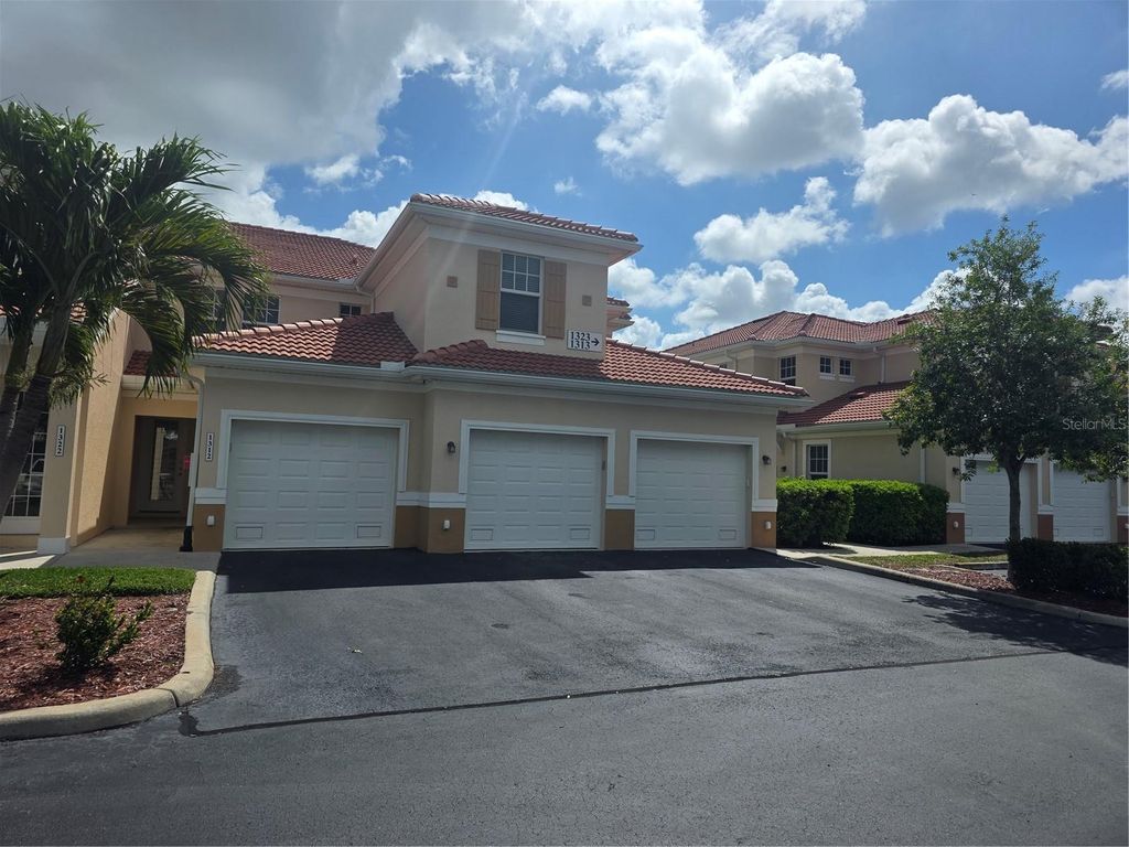 Photo of 240 W End Drive #1323, Punta Gorda, FL 33950 (MLS # C7524153)