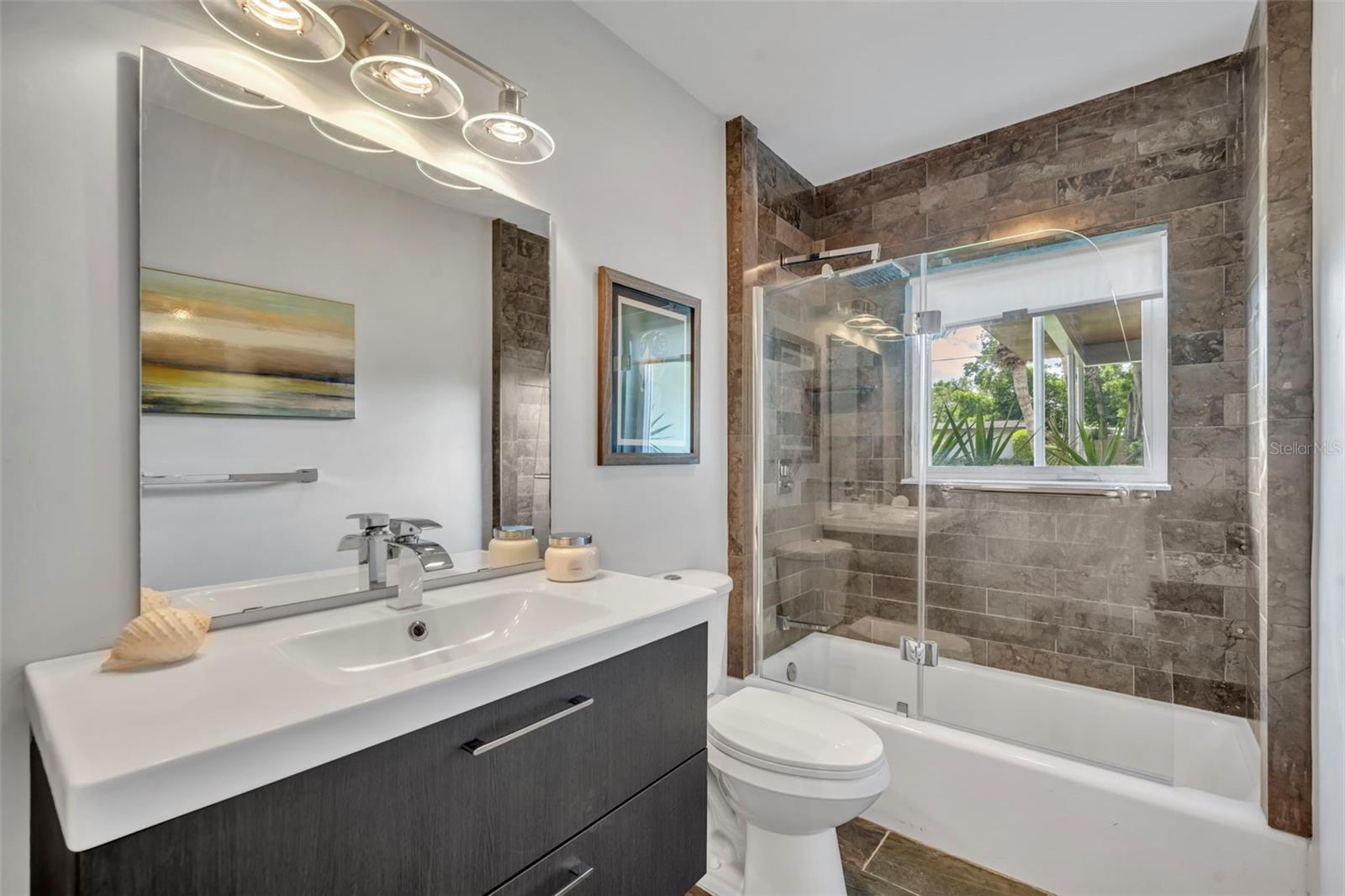 SOUTH LAKEMONT SHORES - Residential
