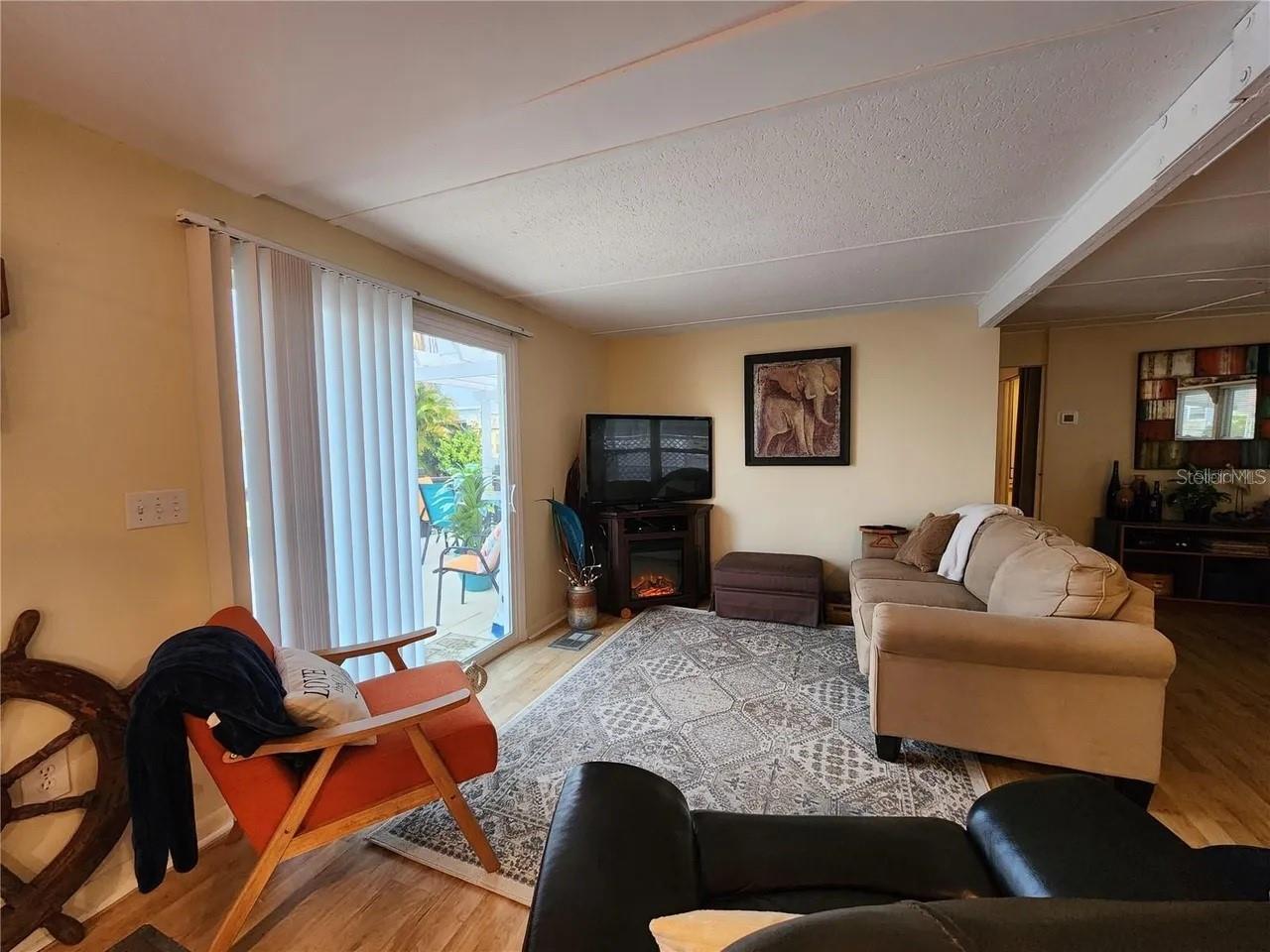 LAKE SEMINOLE ESTATES MOBILE HOME PARK UNREC - Residential