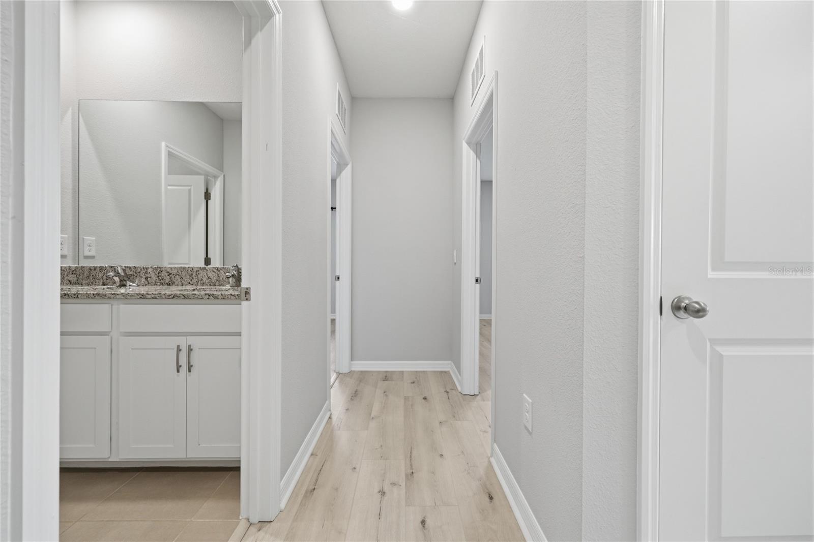 BRIARWOOD PH 1 PB 37 PG 33 - Residential