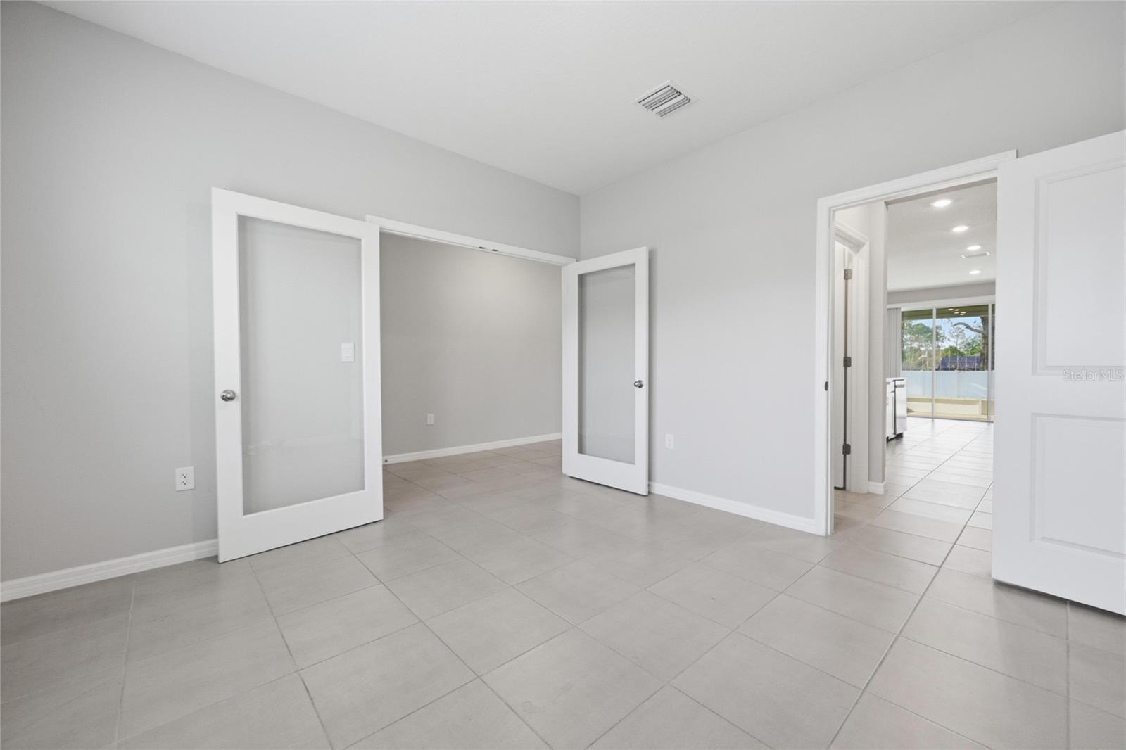 BRIARWOOD PH 1 PB 37 PG 33 - Residential