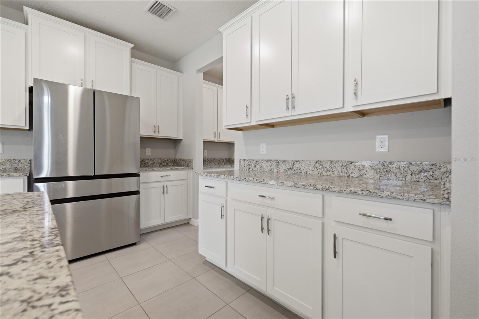 BRIARWOOD PH 1 PB 37 PG 33 - Residential