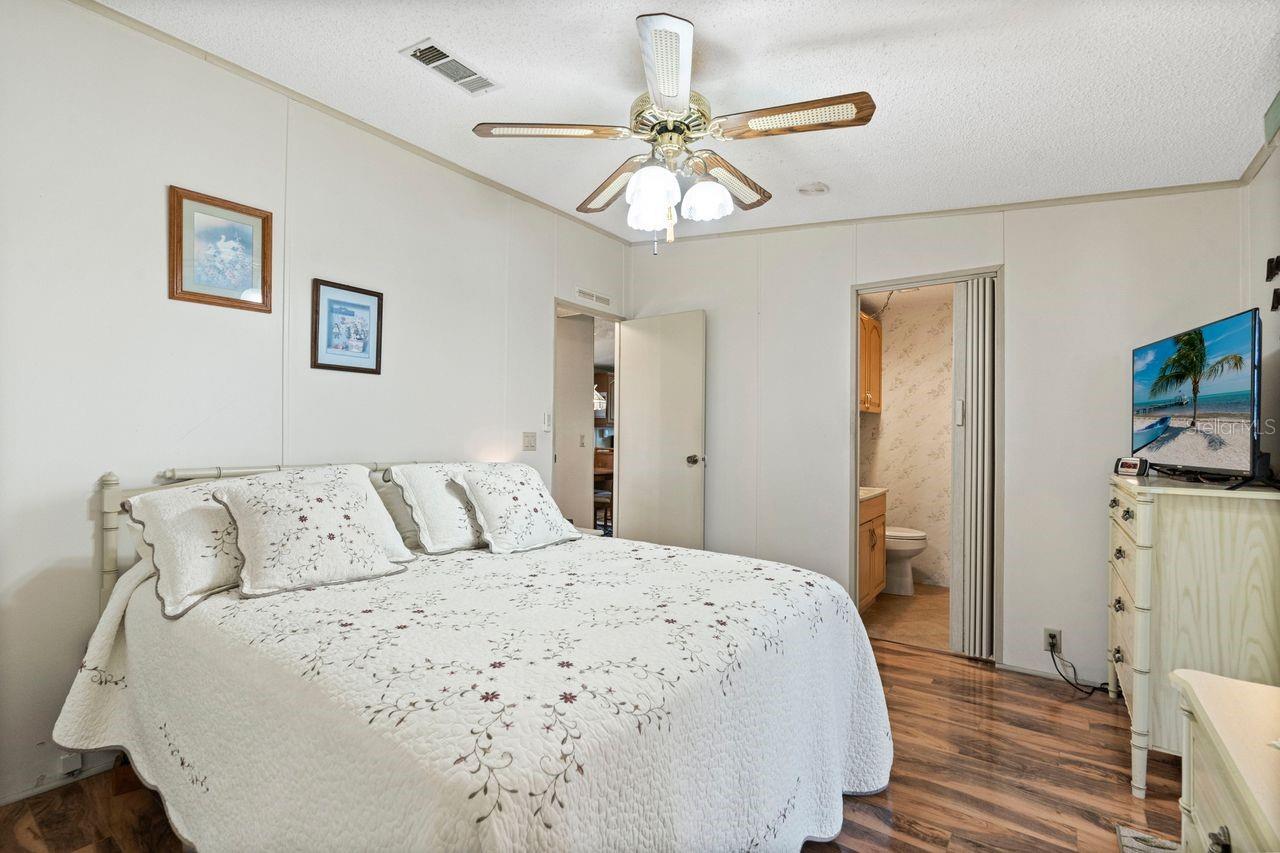 HARBOR COVE - Residential