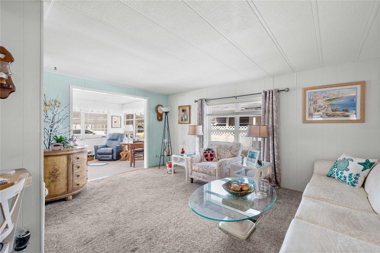 OAKS ROYAL MOBILE HOME SUB - Residential