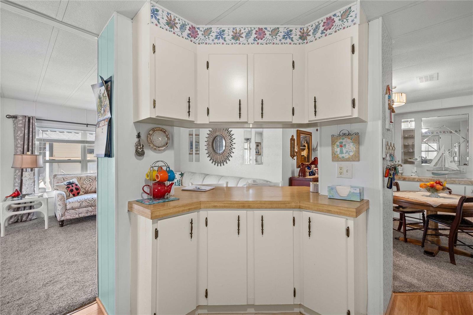 OAKS ROYAL MOBILE HOME SUB - Residential