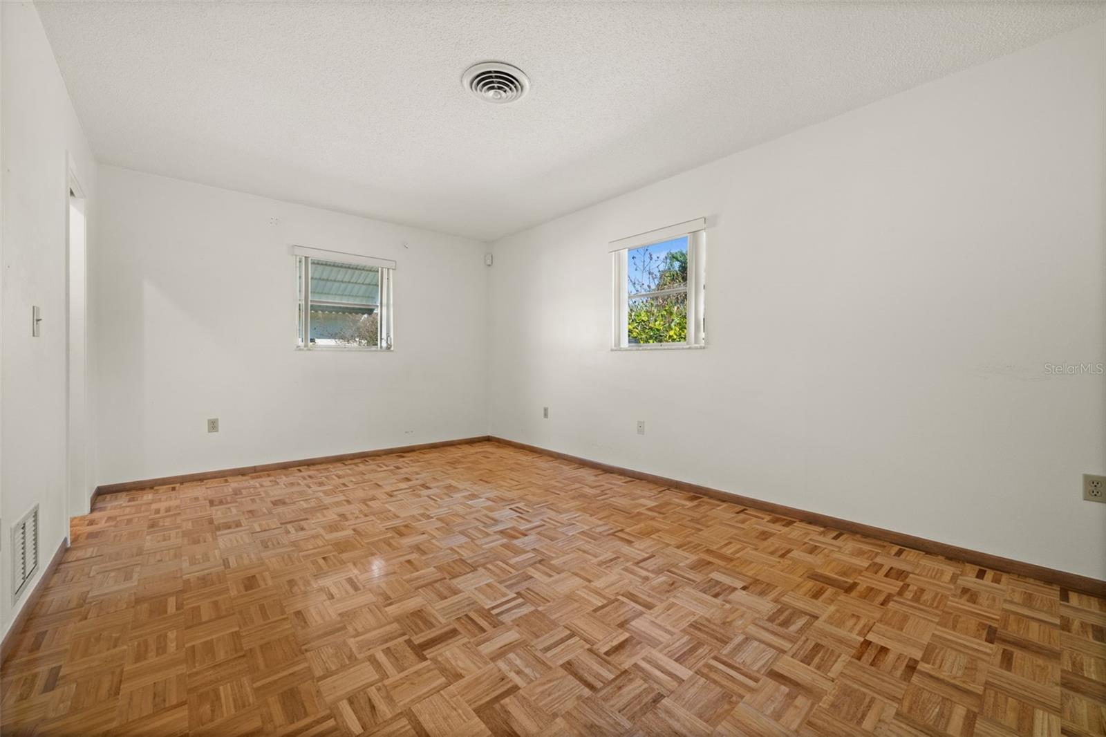 WARM MINERAL SPGS - Residential