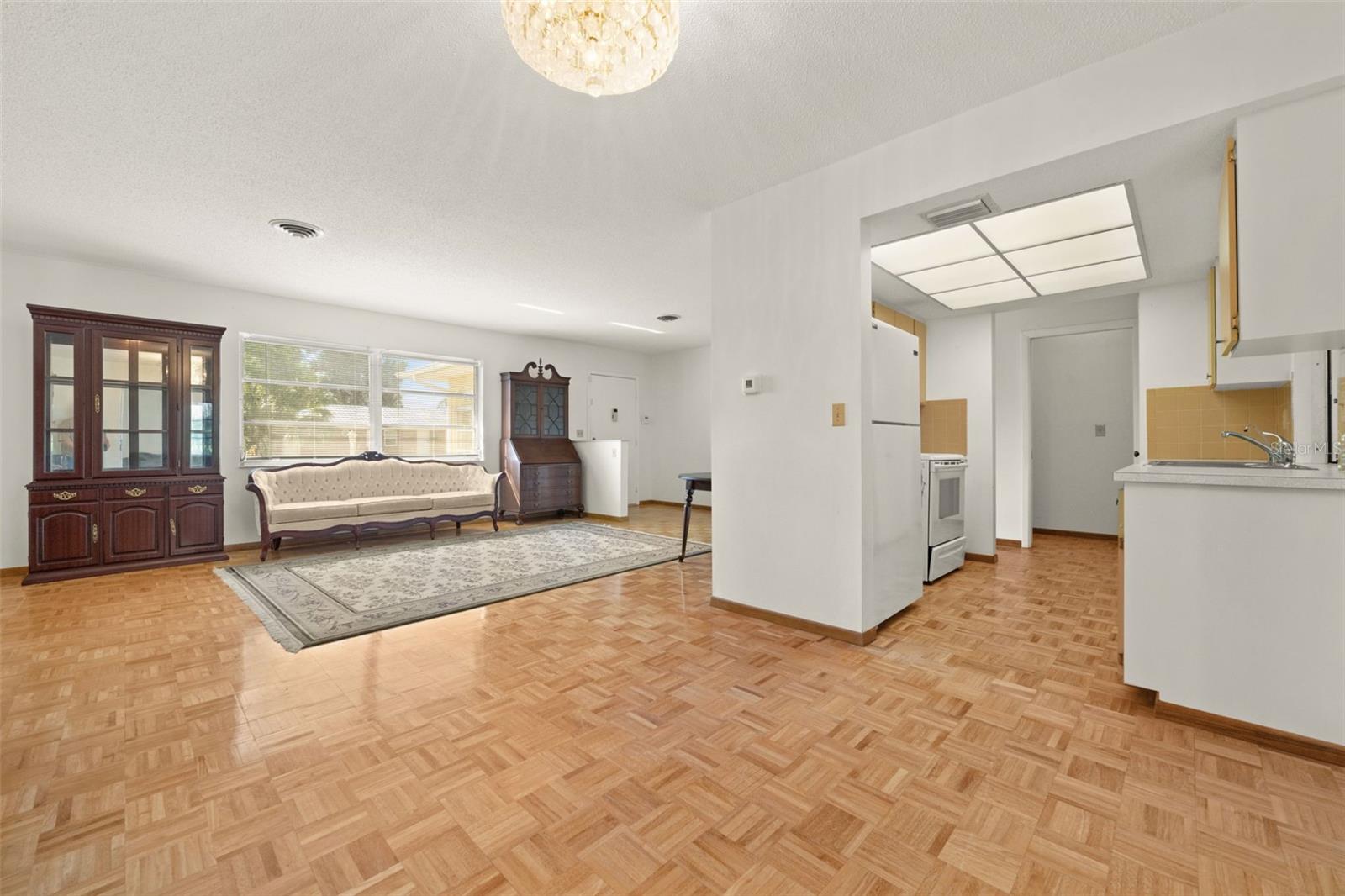 WARM MINERAL SPGS - Residential