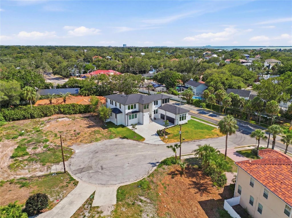 Photo of 4702 W San Carlos Street, Tampa, FL 33629 (MLS # TB8545584)