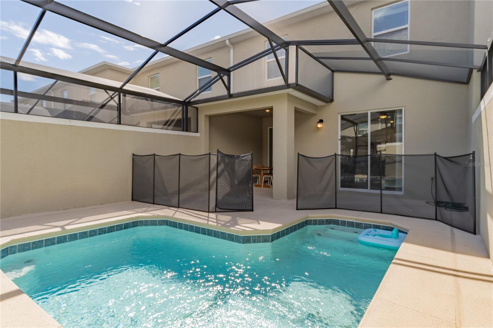 COVE AT STOREY LAKE 5 - Residential