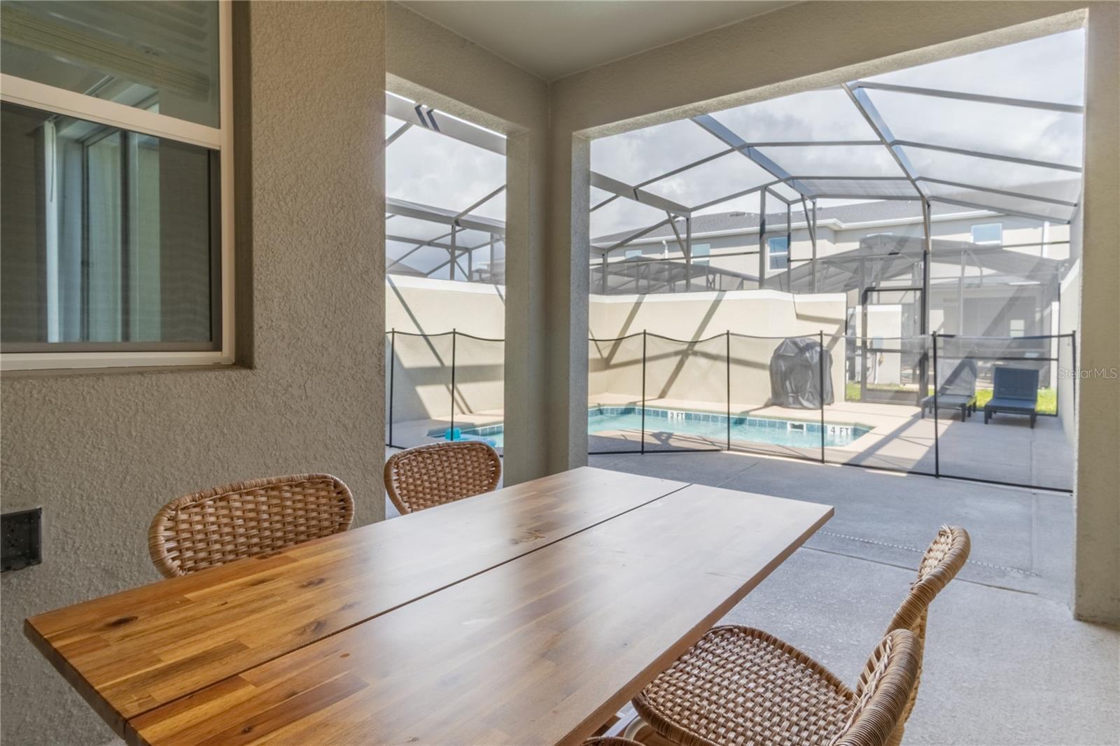 COVE AT STOREY LAKE 5 - Residential