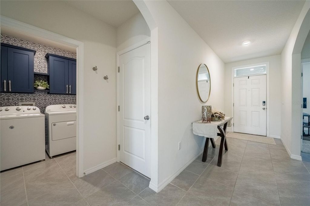 Photo of 2788 Grandbury Grove Road, Lakeland, FL 33811 (MLS # L4959816)