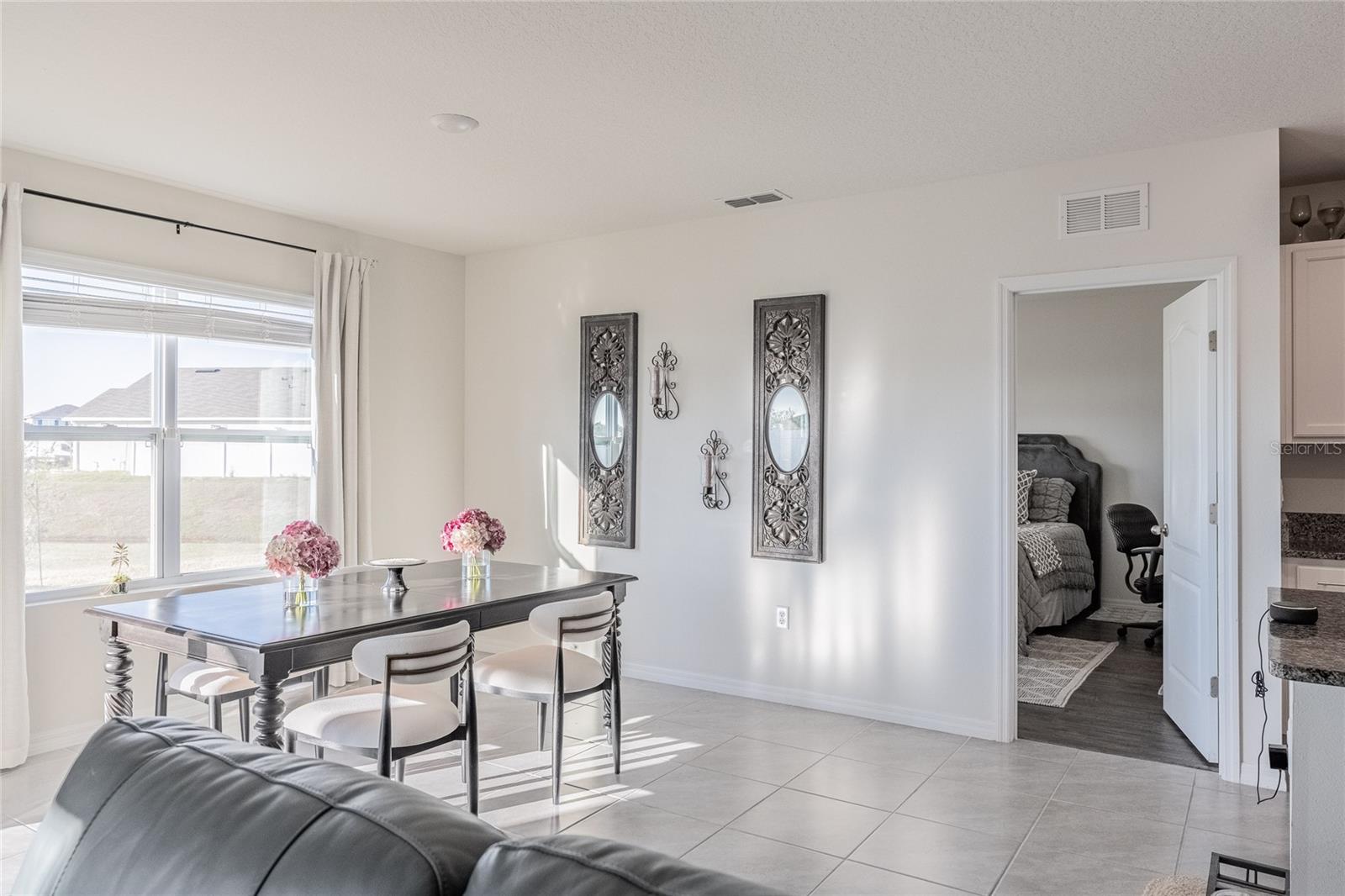 LAKES/LAUREL HLNDS PH 2B - Residential