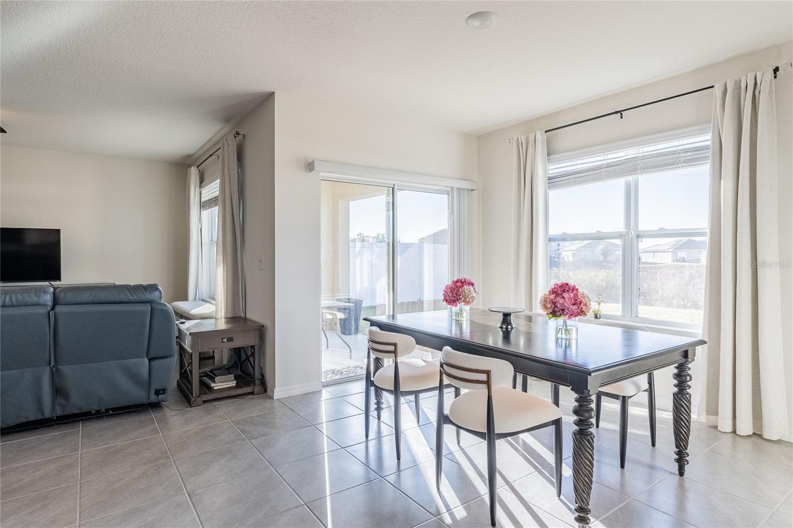 LAKES/LAUREL HLNDS PH 2B - Residential