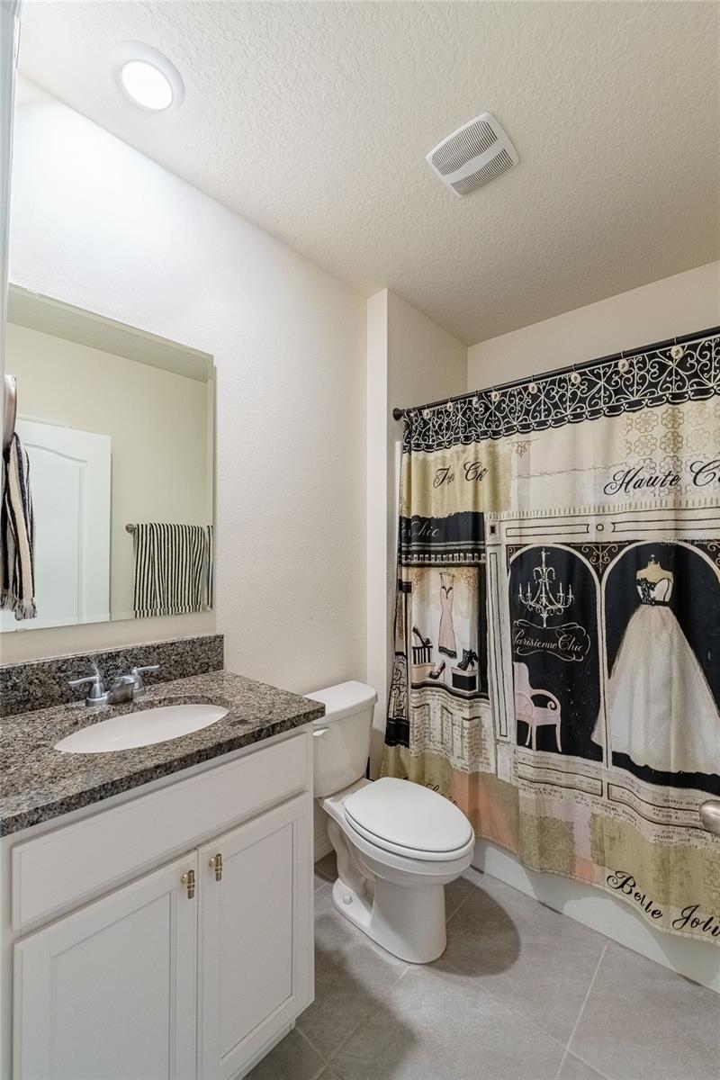 LAKES/LAUREL HLNDS PH 2B - Residential