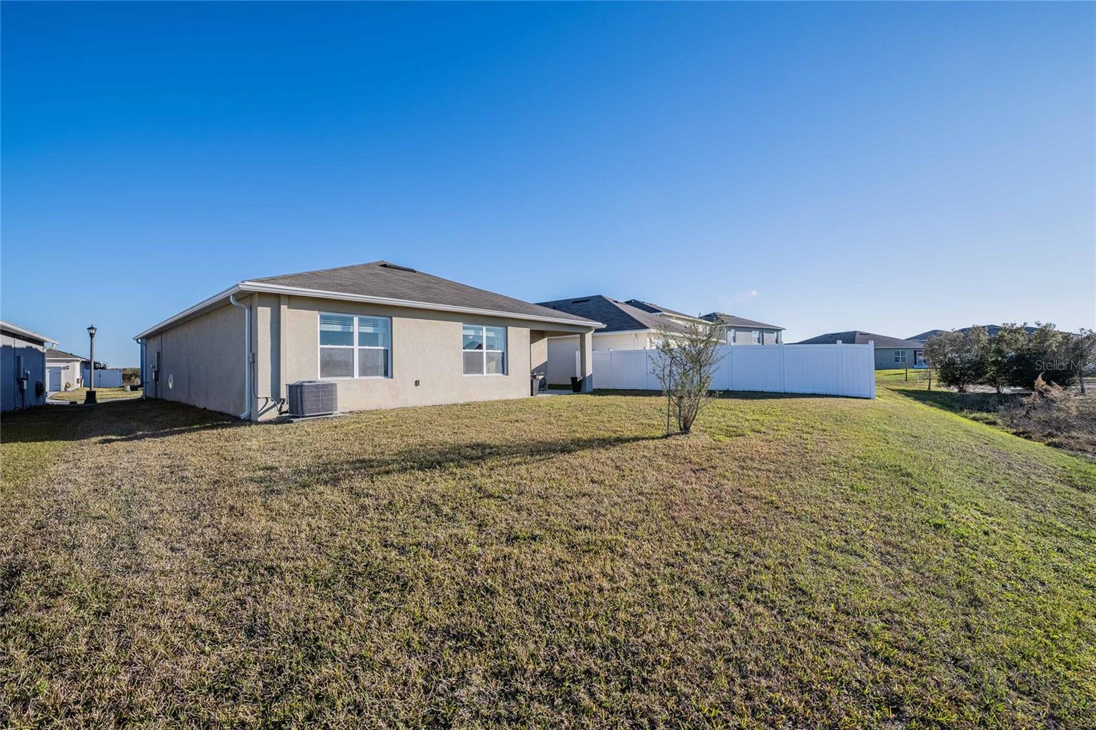 LAKES/LAUREL HLNDS PH 2B - Residential