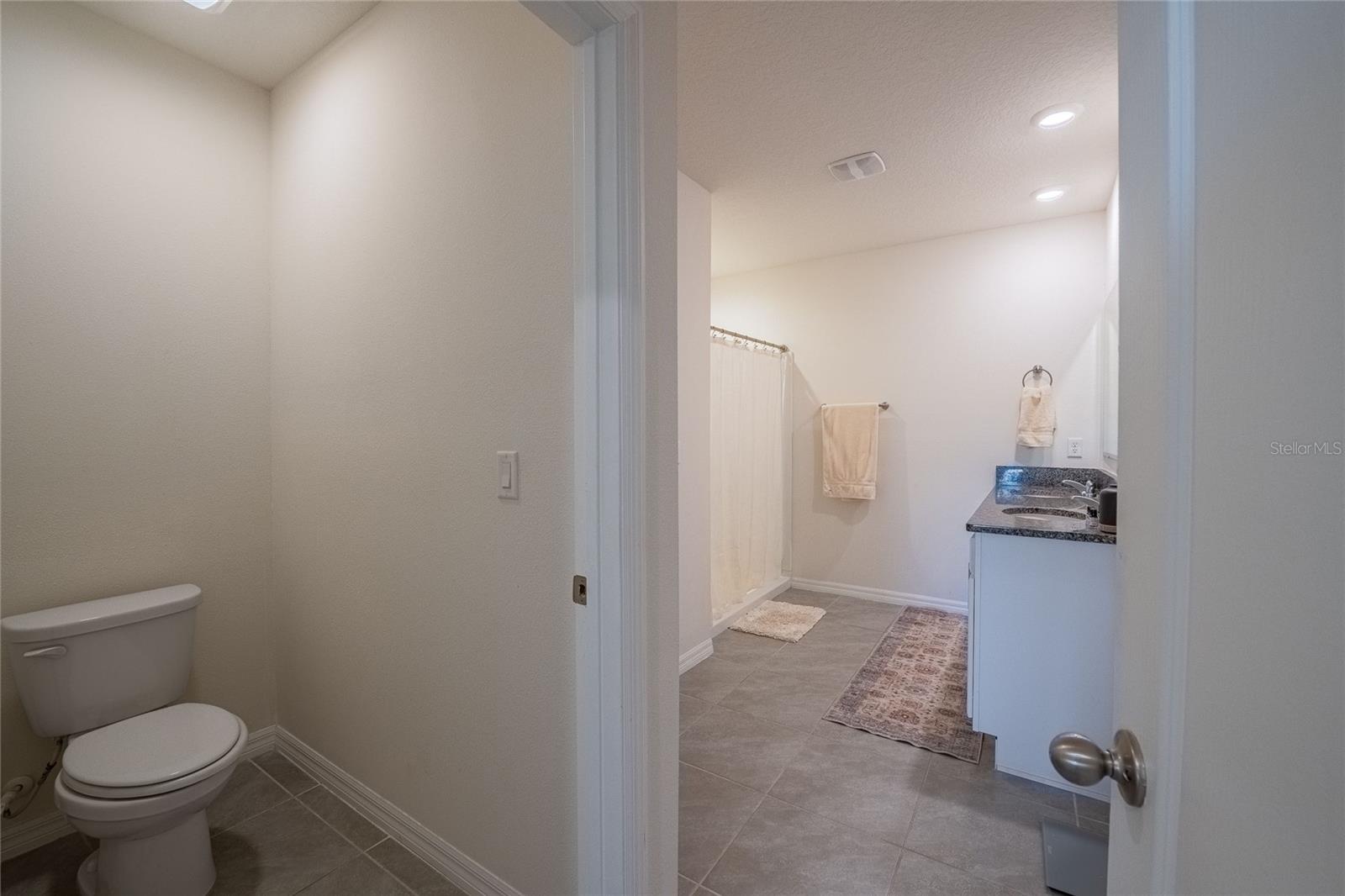 LAKES/LAUREL HLNDS PH 2B - Residential