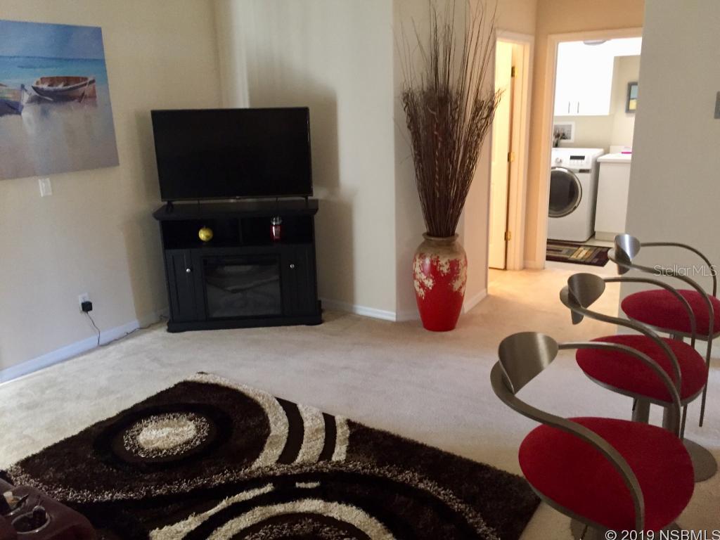 Venetian Bat Un 01 Ph 01B - Residential