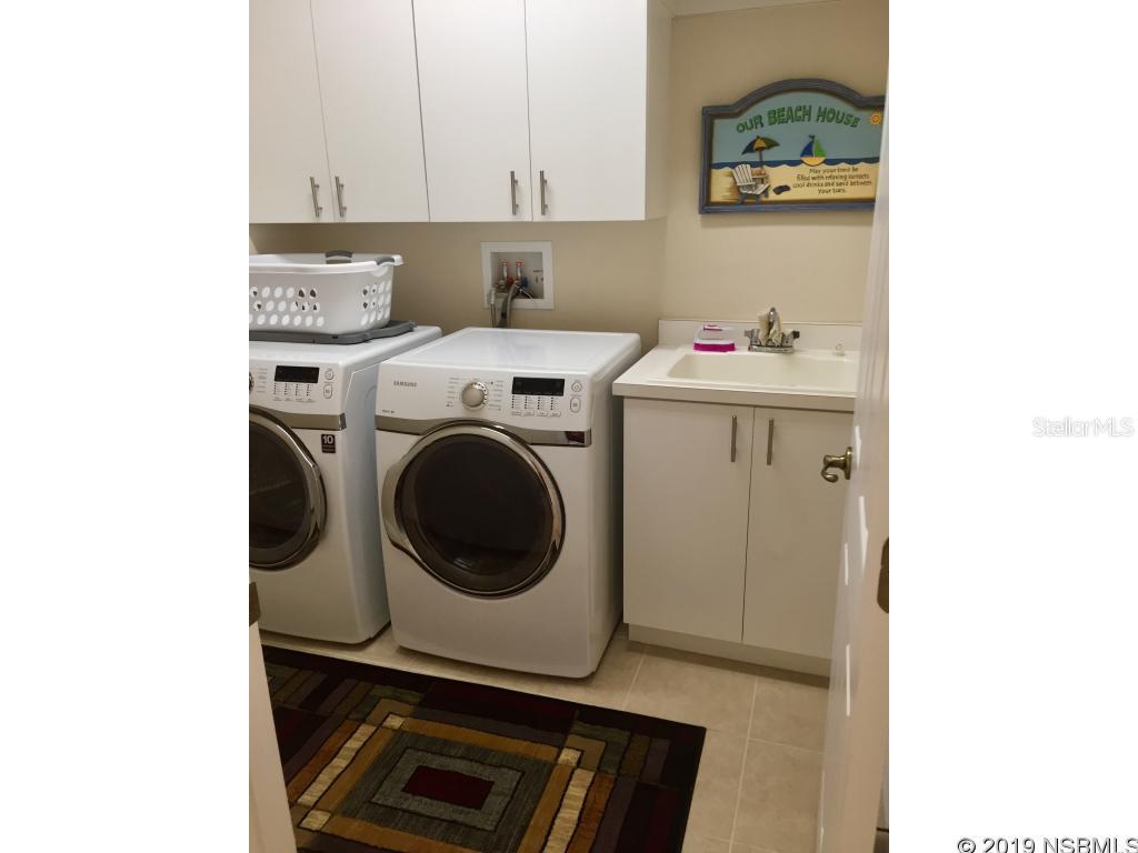 Venetian Bat Un 01 Ph 01B - Residential