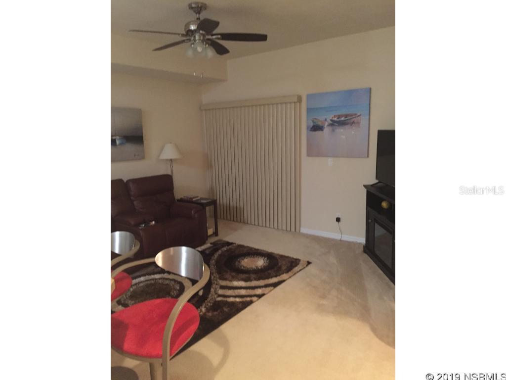 Venetian Bat Un 01 Ph 01B - Residential