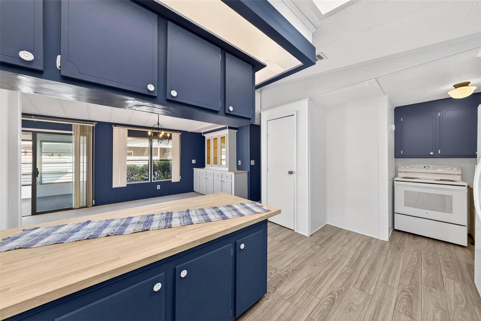 LAKE FRANCES ESTATES - Residential