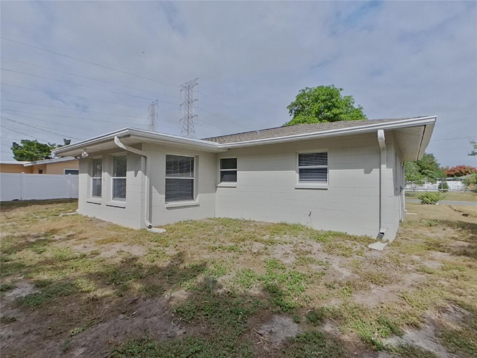 TROPIC HILLS - Residential Lease